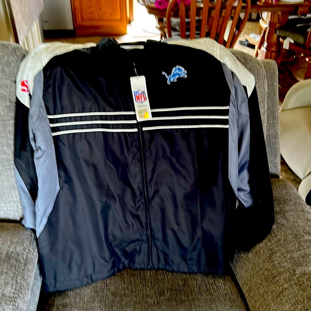 Detroit Lions spring zip up wind breaker jacket size XL NWT Black/gray / white